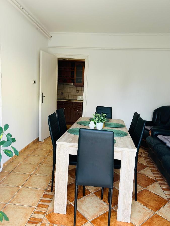 Eros Apartman Hajduszoboszlo Luaran gambar